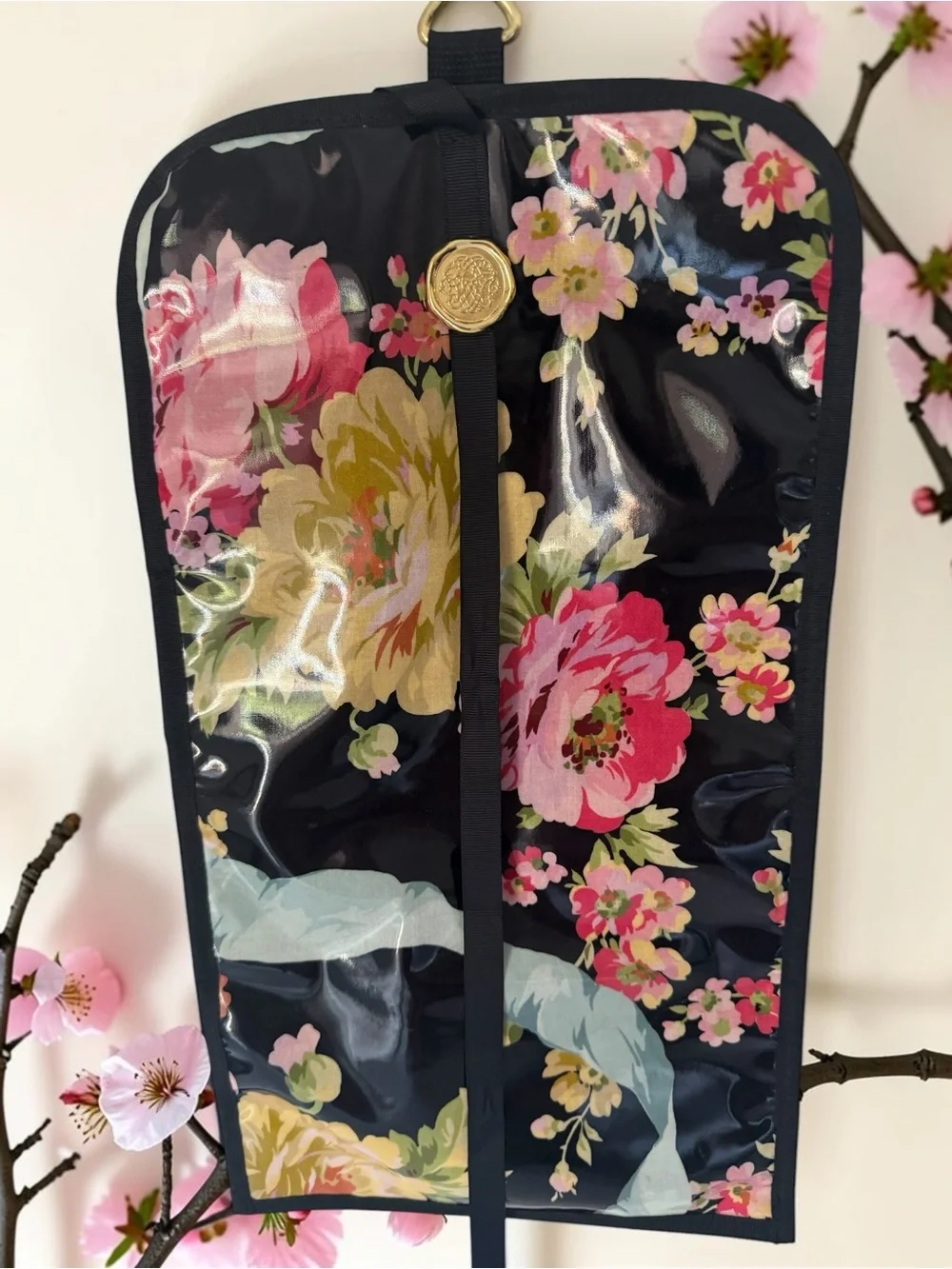 Beautiful Anna Griffin Black Floral Tri-Fold Hanging Cosmetic Organizer
